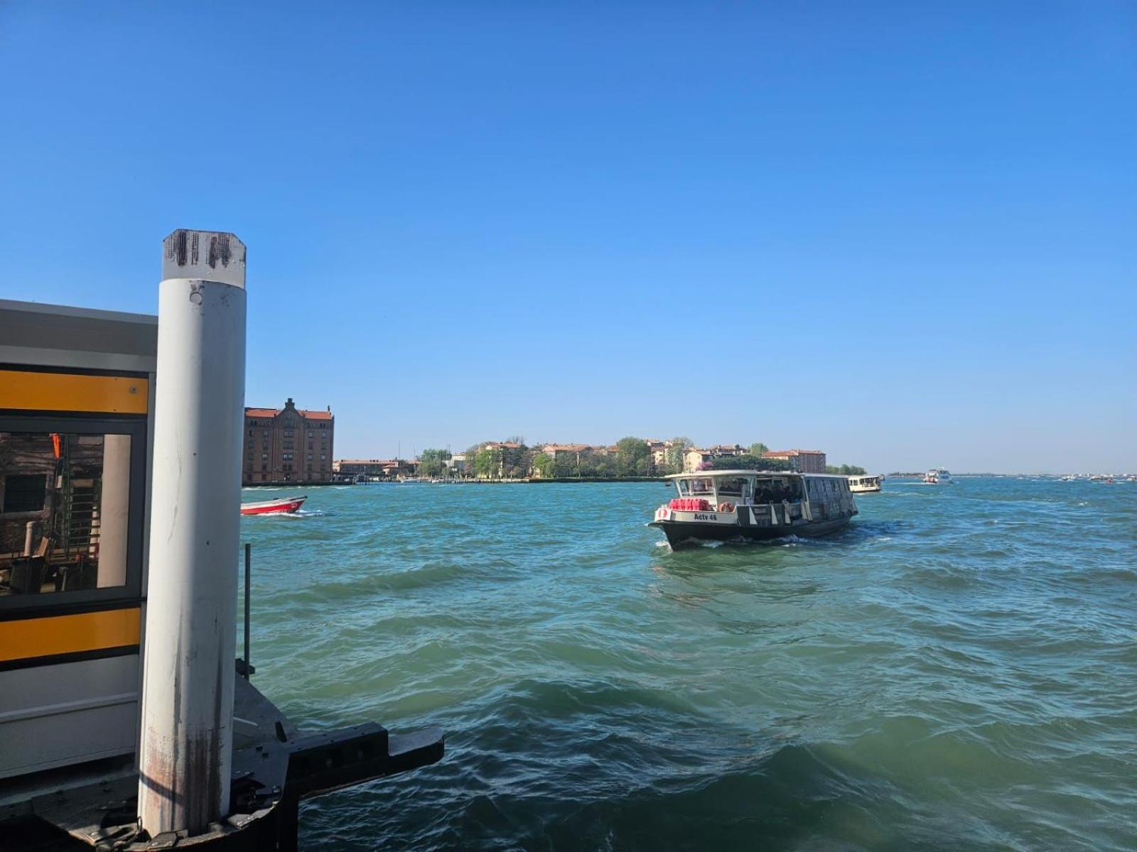Lovely Apartment 207042-Loc-03236 Venedig Exterior foto